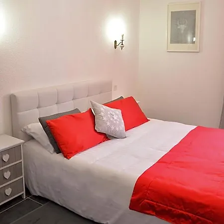 Les Acacias Hotel Le Grau-du-Roi