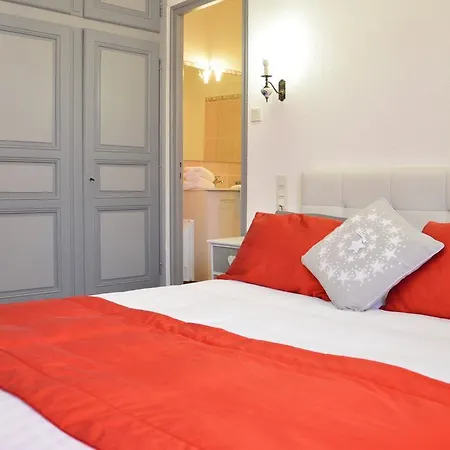 Les Acacias Hotel Le Grau-du-Roi